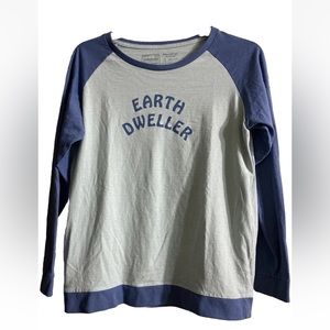 Patagonia  “Earth Dweller”Women’s Long Sleeve Tshirt